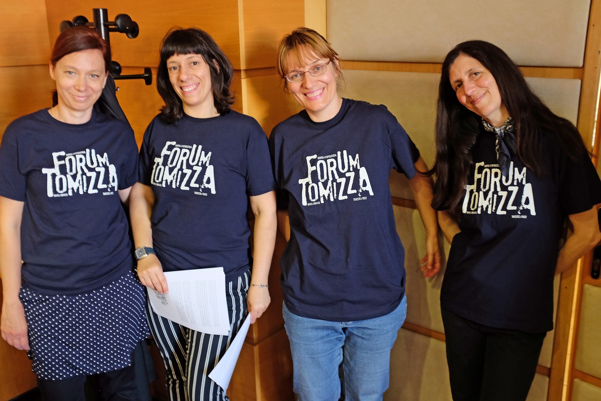 Knjižničarke / Bibliotecarie: Tihana Dežjot Alessio, Ivana Martinčić, Maša Jakin, Suzana Zenzerović, Zajednica Talijana „Fulvio Tomizza“ Umag / Comunità degli Italiani “Fulvio Tomizza“ Umago, 19. Forum Tomizza, 18. 5. 2018. (foto: Zaneto Paulin)