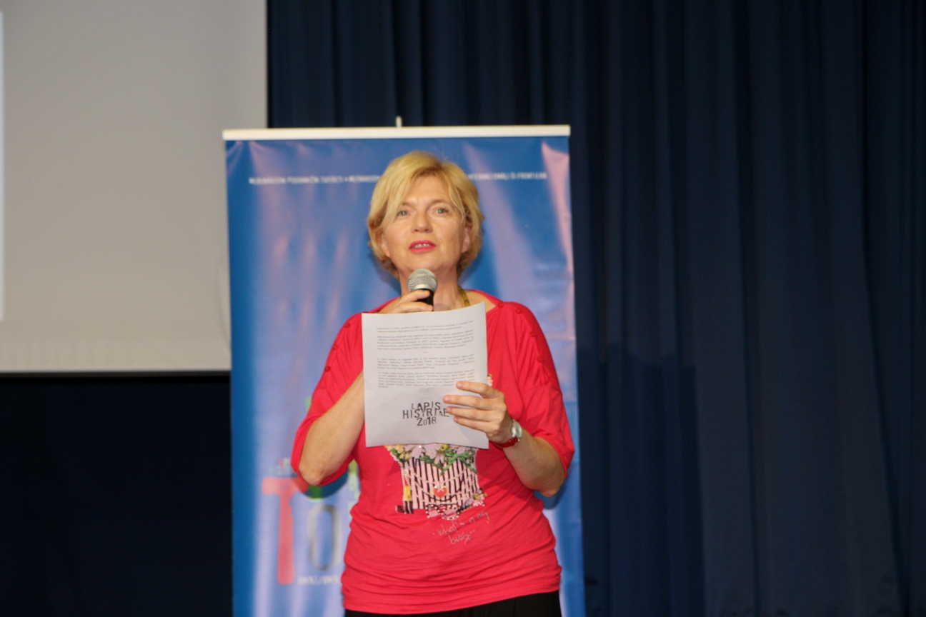 Laura Marchig, članica žirija Lapis Histriae 2018, Zajednica Talijana „Fulvio Tomizza“ Umag / Comunità degli Italiani “Fulvio Tomizza“ Umago, 19. Forum Tomizza, 18. 5. 2018. (foto: Mijat Gavran)